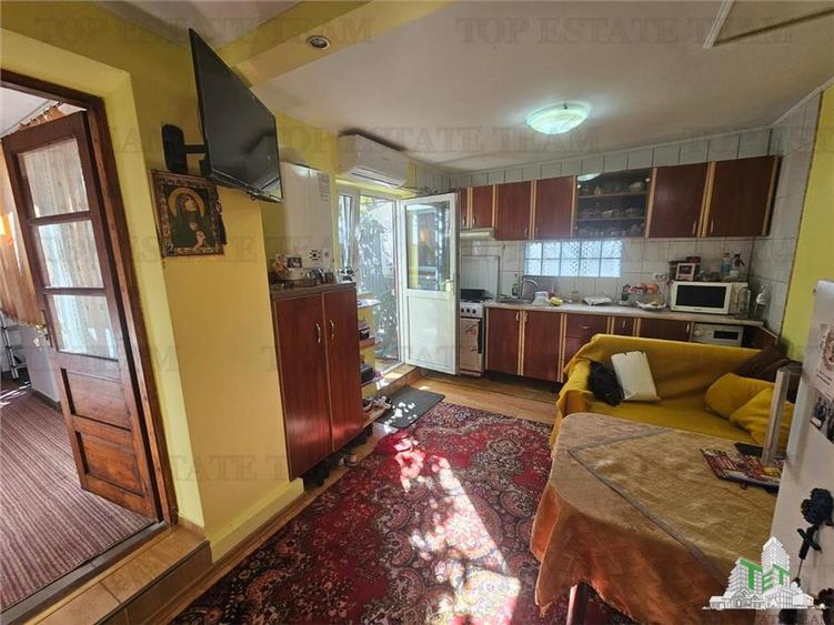 Casuta 3 camere placa peste etaj zona Margeanului - 4