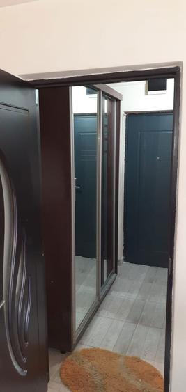 Inchiriez garsoniera Str Decebal - 4