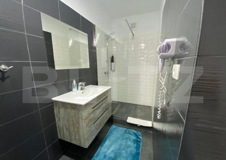 Pensiune 360 mp utili, teren 600 mp, Dubova - 7