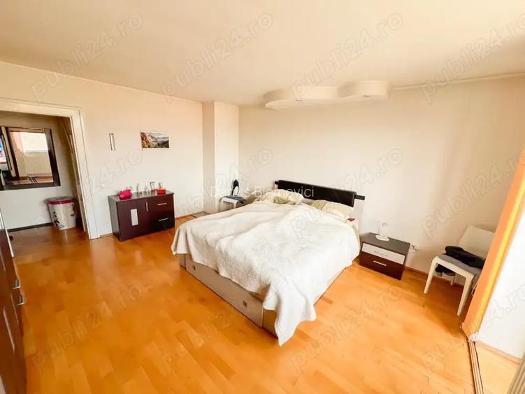 Apartament 3 camere tip Penthouse - Str. Negoi - 132mp utili
