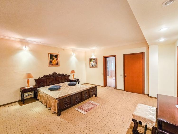 Vanzare casa/vila care refuza trecerea timpului - Zona Capitale - 20