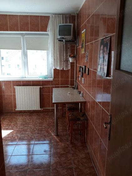 Apartament 3 camere de inchiriat Baba Novac - 2