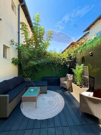 Vila de vanzare in Mamaia Sat - 12