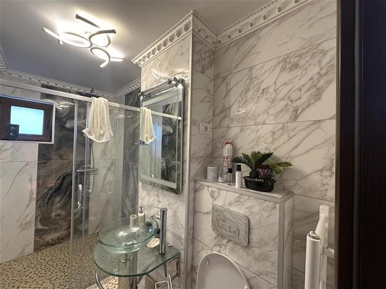 Mobilat si utilat cu incalzire in pardoseala linga City Mall - 6