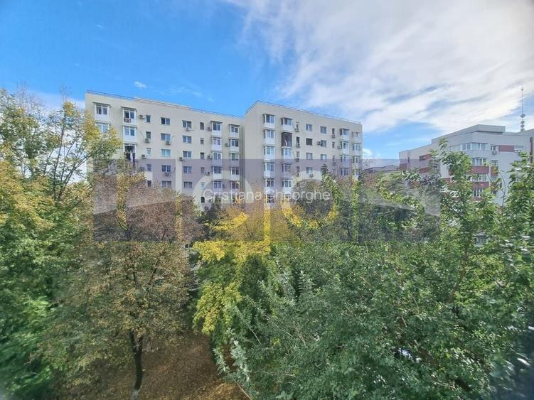 VANZARE 3 CAMERE - DECOMANDAT- CALEA DOROBANTI