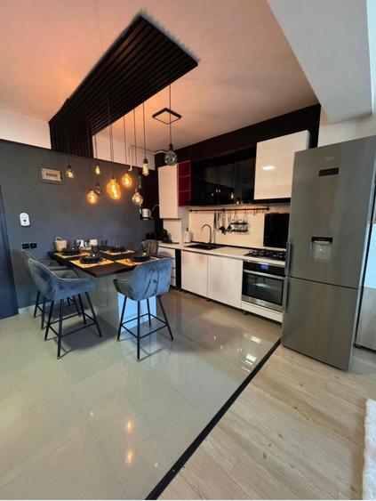 Apartament 3 camere lux in Bloc Nou zona Damaroaia - 2