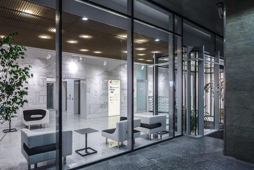 Birou, de 3,485 mp, în Ultracentral