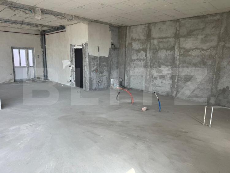 Spatiu comercial, 200 mp, open space - 3