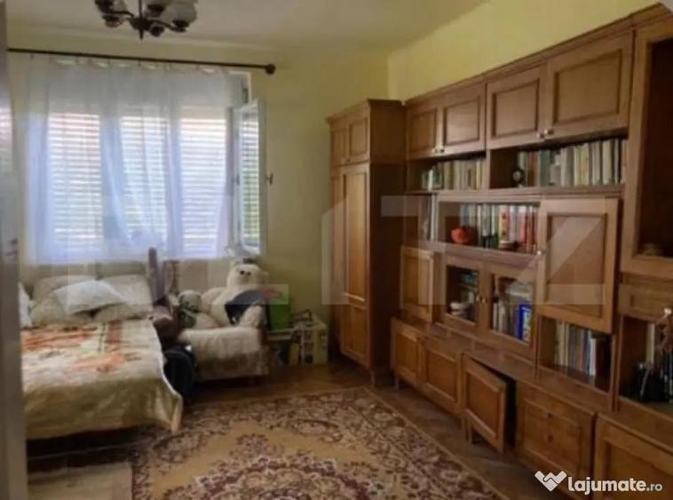 Casa de vanzare, cu 6 camere, 218,44 mp, zona Tasnad - 8