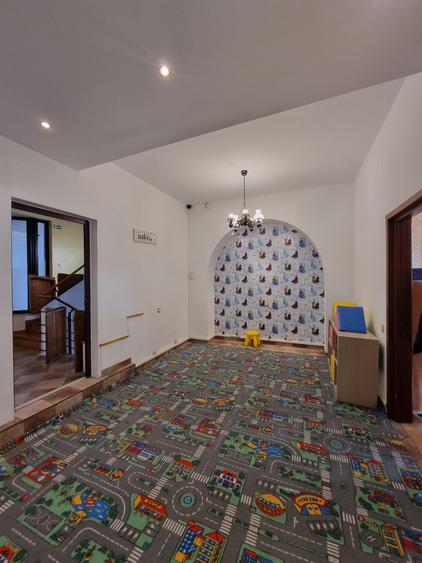 Vila - Parcul Carol - 13 Camere - Pretabil Gradinita - Autorizata - 8