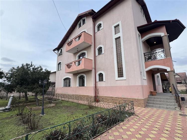 VANZARE VILA INDIVIDUALA MOBILATA UTILATA - ILFOV | LOCUINTA | AFACERE AZIL -GRA - 1