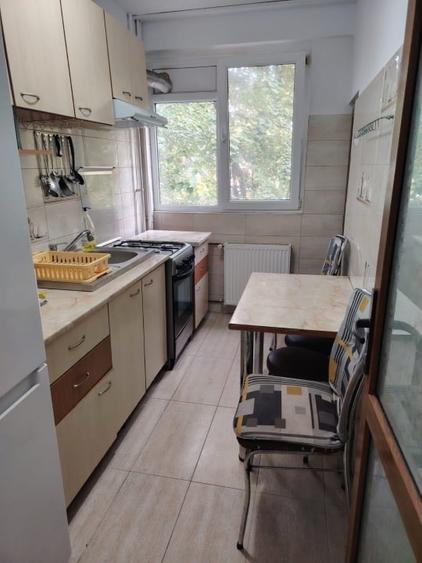 Închiriez apartament 2 camere Piata Sudului - 6