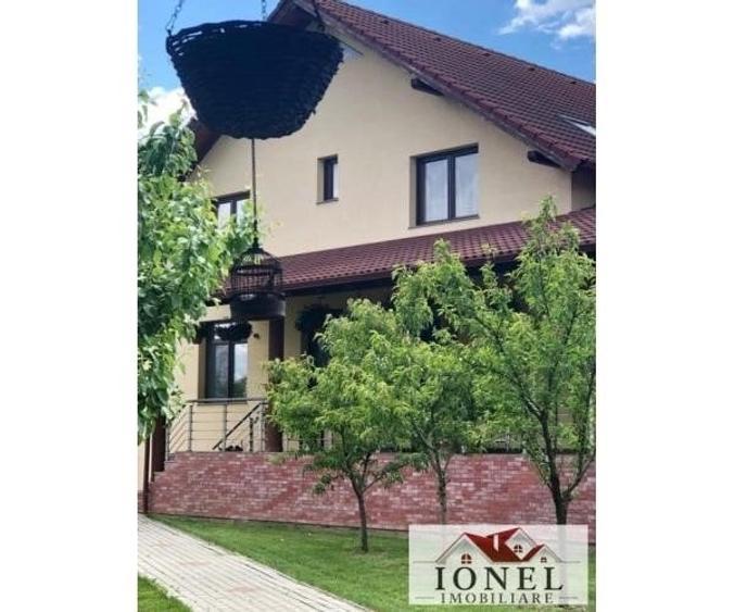 Vila de vanzare in Alba Iulia -2650 mp teren - 2