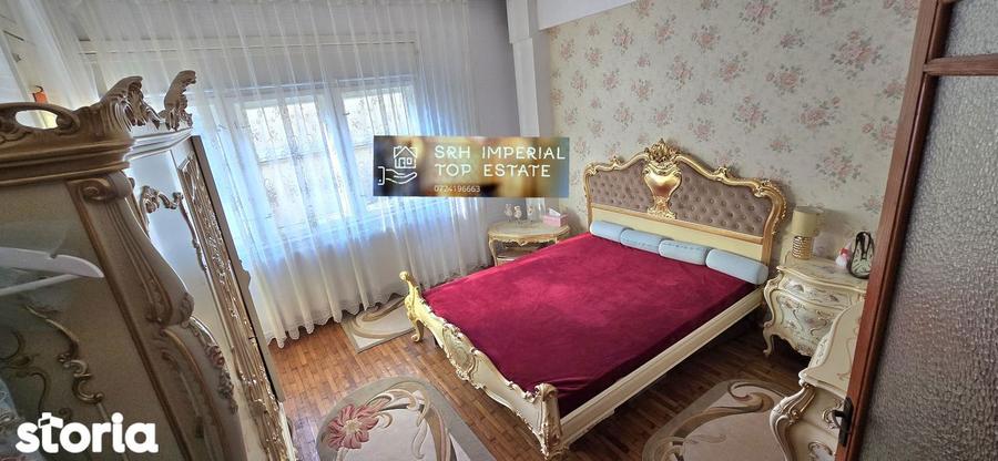 Apartament 4 camere de vanzare Parter Inalt(fizic Etaj 1) Pia?a Ovidiu - 7