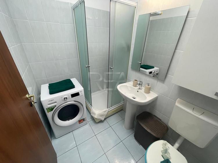 Rasarit de soare 3 camere  are ,loc de parcare ,2boxe, titan auchan -L Rebreanu - 8