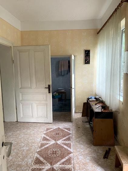 Casa individuala in Otelec - 3.313 mp teren - 2 fronturi stradale - 9