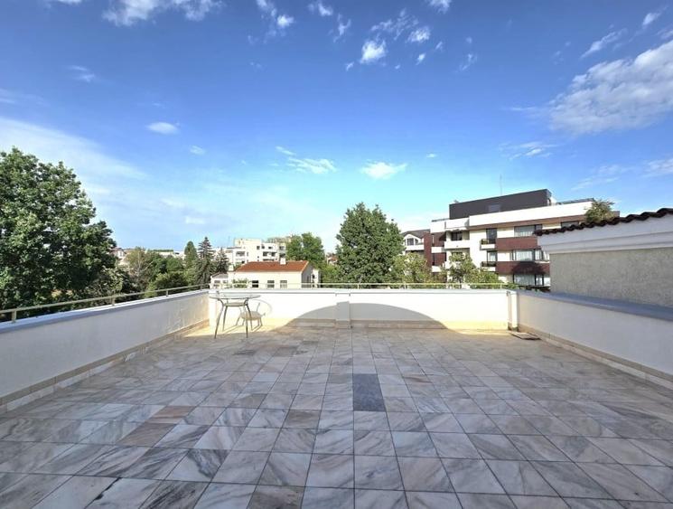 Imobil cu lift si garaj cu 3 locuri parcare Primaverii - 11