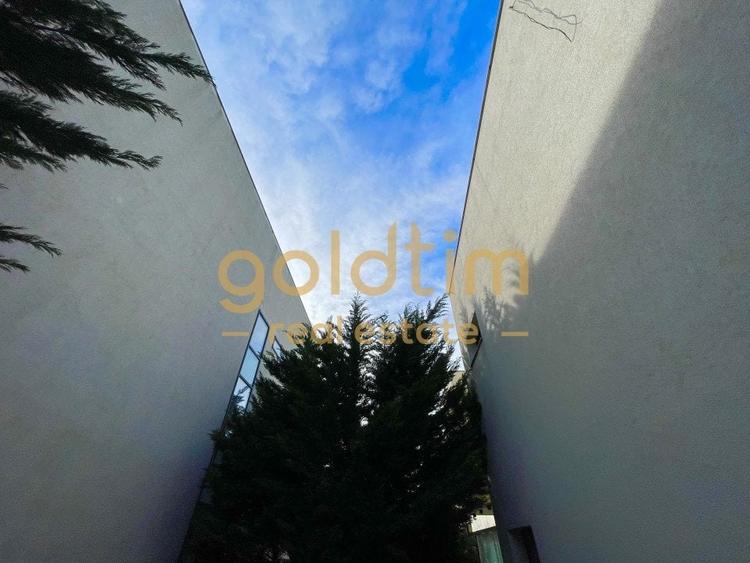 SUPERB/ ESQUISITE DESIGN/ GARDEN/ PARKINGS/ IANCU NICOLAE - 79