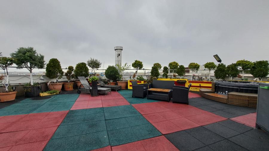 PENTHOUSE LUX - LOCATIE EXCELENTA -VIEW SUPERB - TERASA AMENAJATA 300 MP - 12