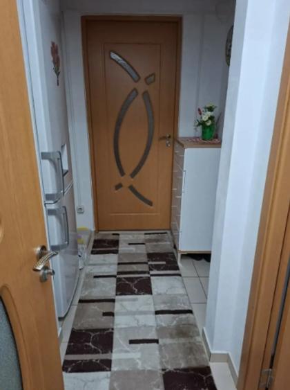 Pantelimon Cora,bl.reabilitat,decomandat,3/10,mobilat,utilat,balcon inchis. - 4