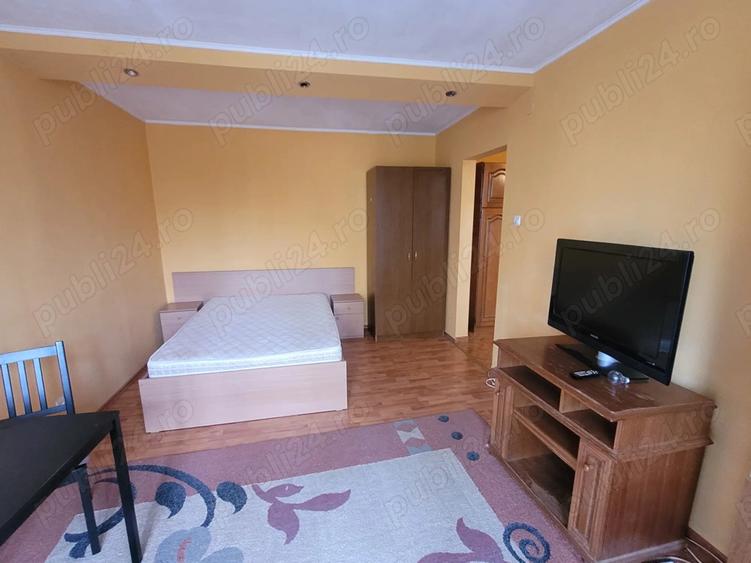 Inchiriez garsoniera - 3