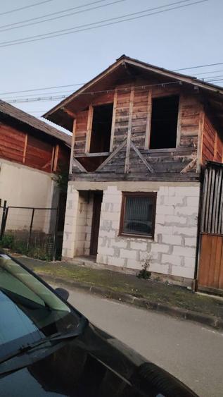 Casa de vanzare in Viseu de sus - 2