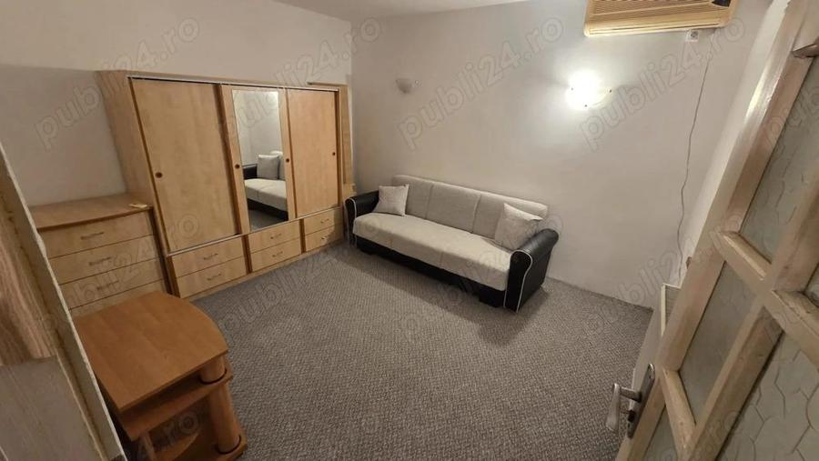 Inchiriez garsoniera casa curte sect 3 Buc - 11