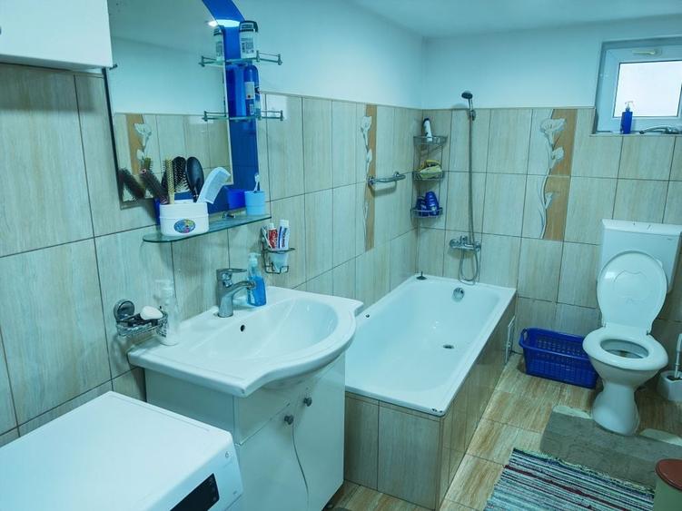 Casa spatioasa cu teren 2000 mp, aproape de oras Cuza Voda, str. Bisericii. SE POATE VINDE SI FRACTIONAT. DETALII IN DESCRIERE. - 4