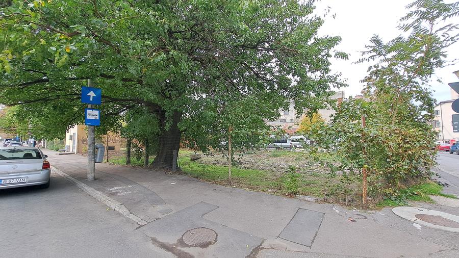 TEREN AMPLASAT IDEAL-  SPLAIUL UNIRII  -CAMERA DE INDUSTRIE - PASAJ MARASESTI - 17