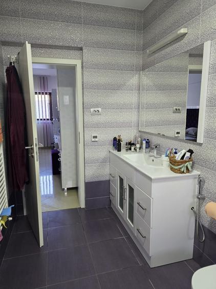 Vila frumoasa, Corbeanca, 4 dormitoare, 3 bai - 10