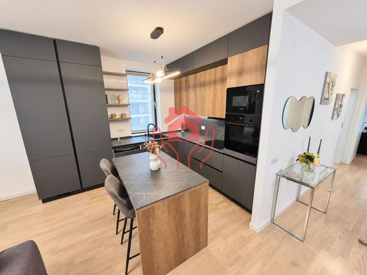 Apartament cu 3 camere decomandat, mobilat în Băneasa