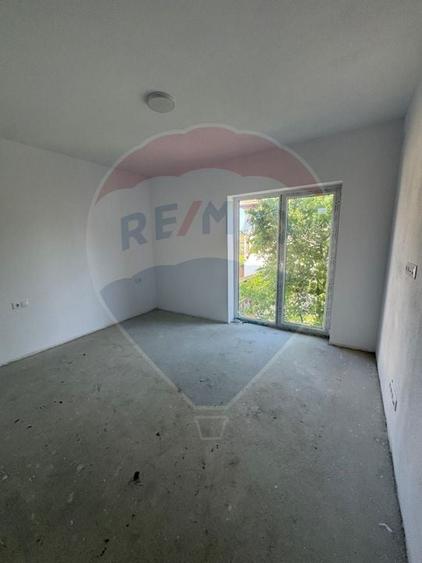 Casa cu 3 camere de vanzare in zona Turnisor - 3