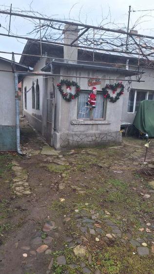 Vand 2 corpuri de casa - 3