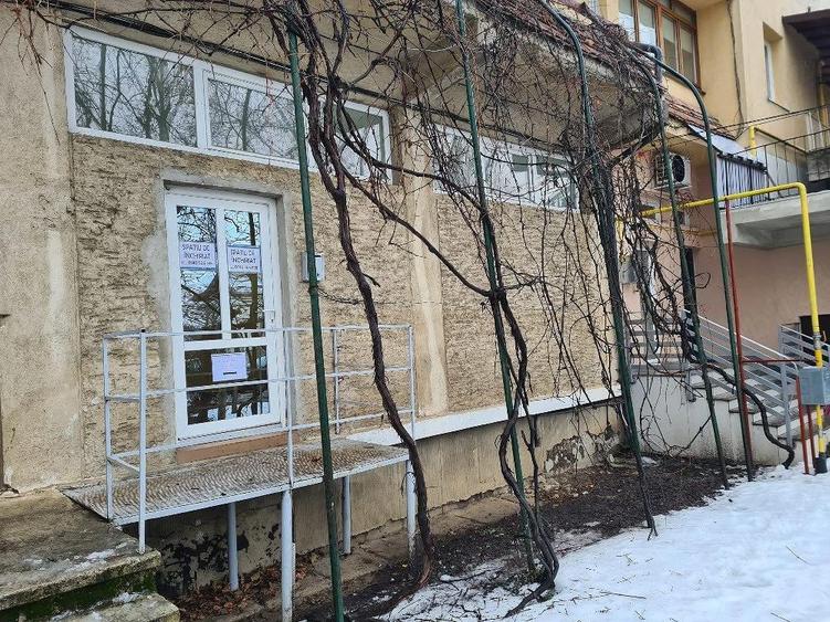 inchiriez spatiu comercial - 7