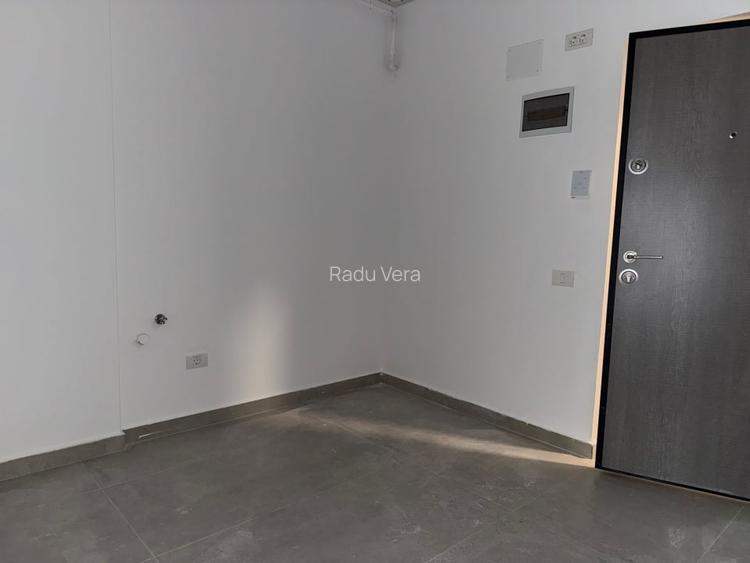 Garsoniera decomandata