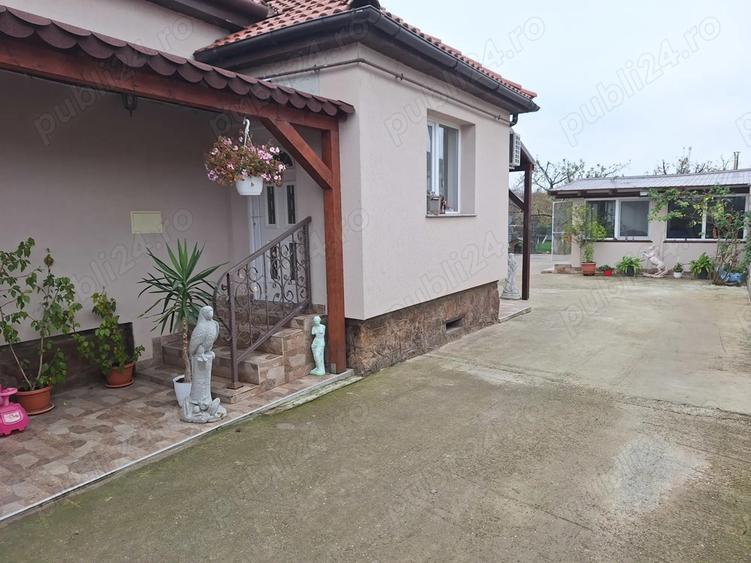 Casa spatioasa de vanzare in Arad cartier Bujac - 10