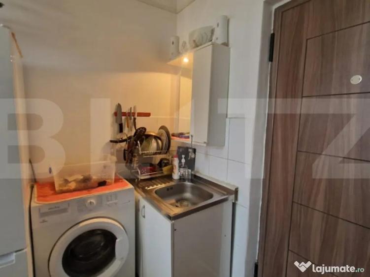 Camera de camin de vanzare, mobilata, in zona Tractorul - 5