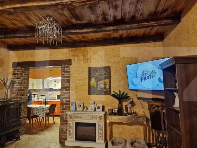 Vanzare Casa / Vila - 1