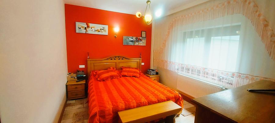 Industriilor-cartier 23 August, P+1, garaj si anexe,teren 389m.p.,comision0%. - 25