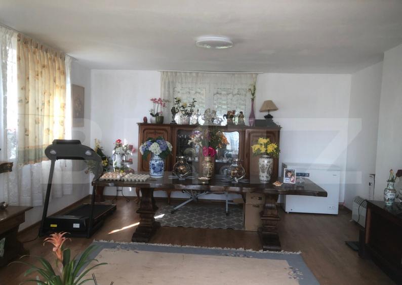 Casa de vanzare , 284 mp , zona strazii Careiului - 17