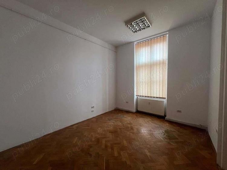 Vand apartament 3 camere zona Ultracentrala - ID : RH-40552-property - 8