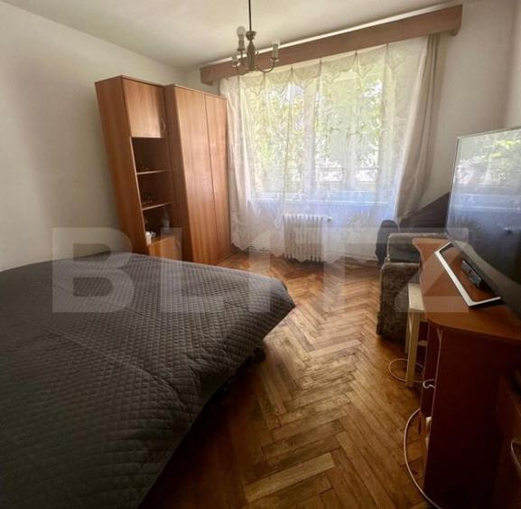 Apartament de vanzare, cu 3 camere, zona Tudor - 3