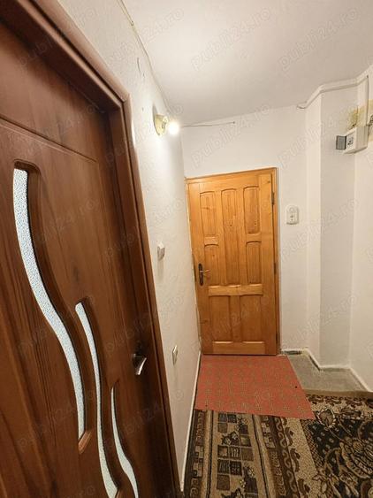 Vand Garsoniera 25mp, Pipirig-Sala Polivalenta Pret 29.000 Euro - 1