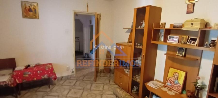 Apartament de vanzare cu 3 camere, zona Salajan - Bulevard Nicolae Grigorescu