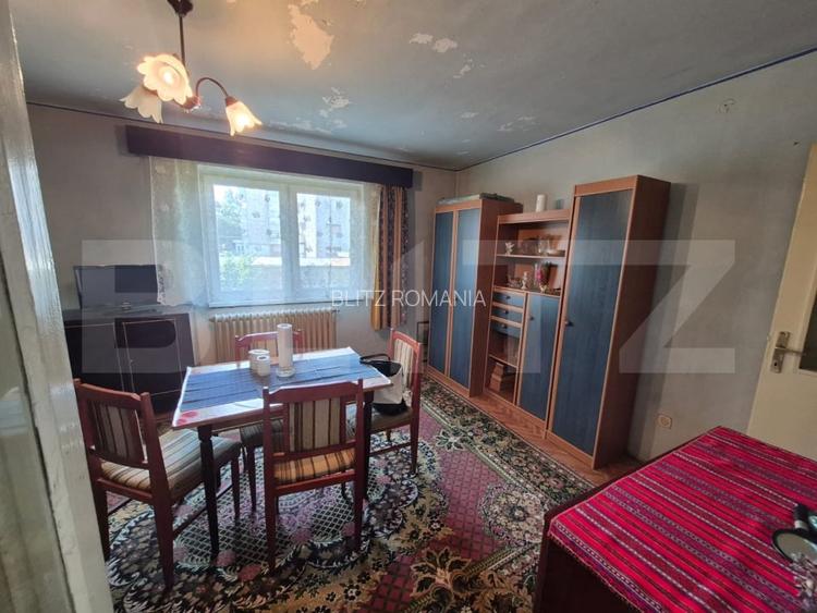 Apartament cu 2 camere, decomandat, etaj 1 - zona ANDREI SAGUNA, Deva