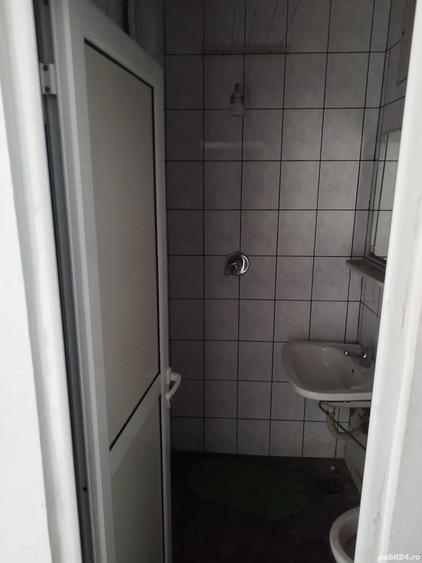 Garsoniera de vanzare,Zona Democra?iei - 2