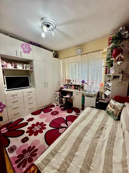 Apartament cu 2 camere, decomandat, pe Strada Cugir - 6