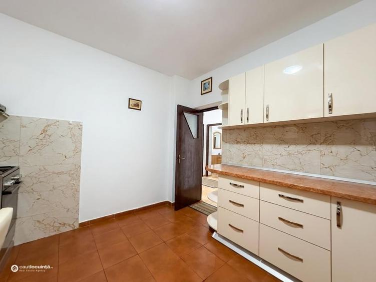 Casa 4 camere | BALOTESTI | zona liniștită | 100m pana la lac - 13