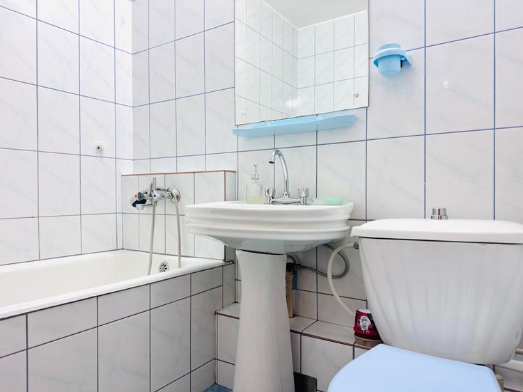 Apartament Spatios / Lujerului /Vizavi de  Metrou / Parcare ADP / - 13