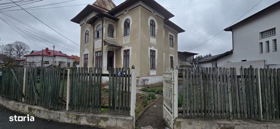 Casa/Vila 6 Camere | Zona Primariei | Targoviste | P+1 | 218 mp | 320. - 15